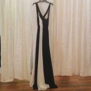 Halston Heritage Cross Neck Chalk/Black Dress